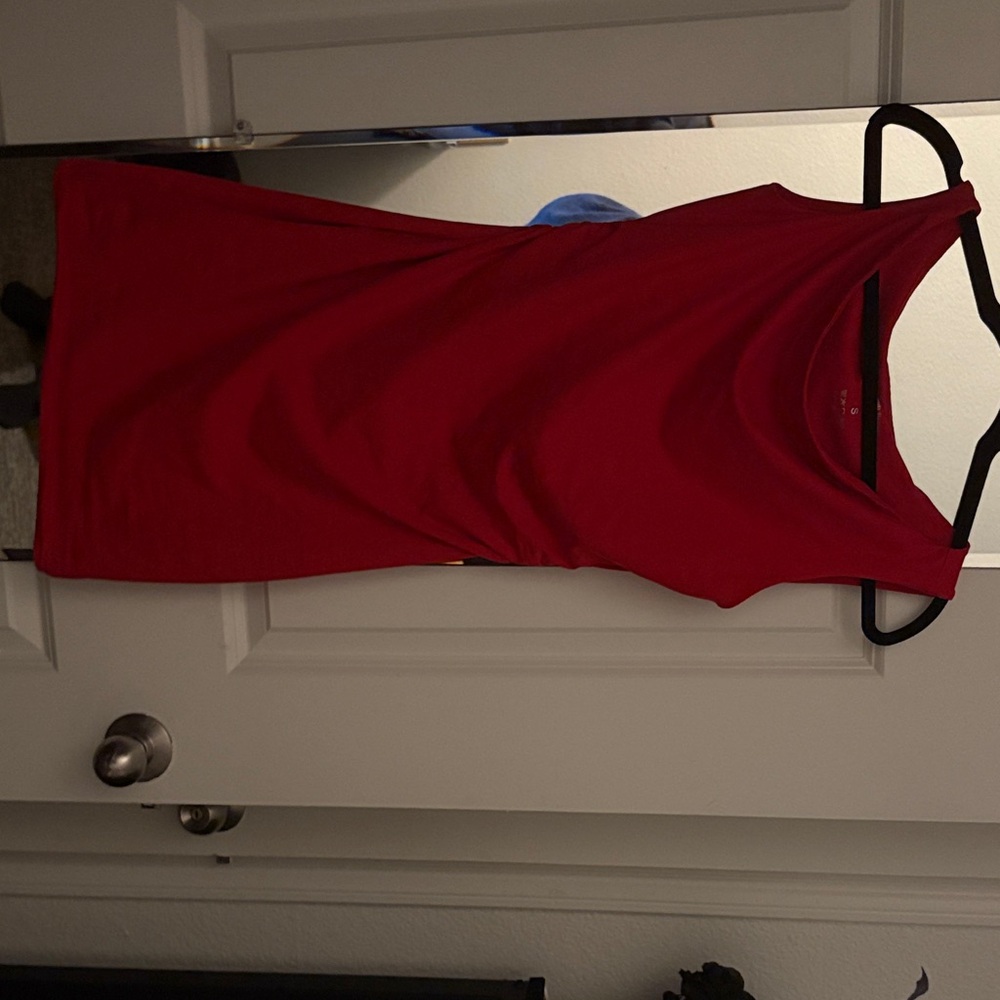 Elegant Red Sleeveless Dress
